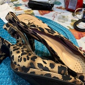 Abella Leopard Print Slingback Heels. Mc